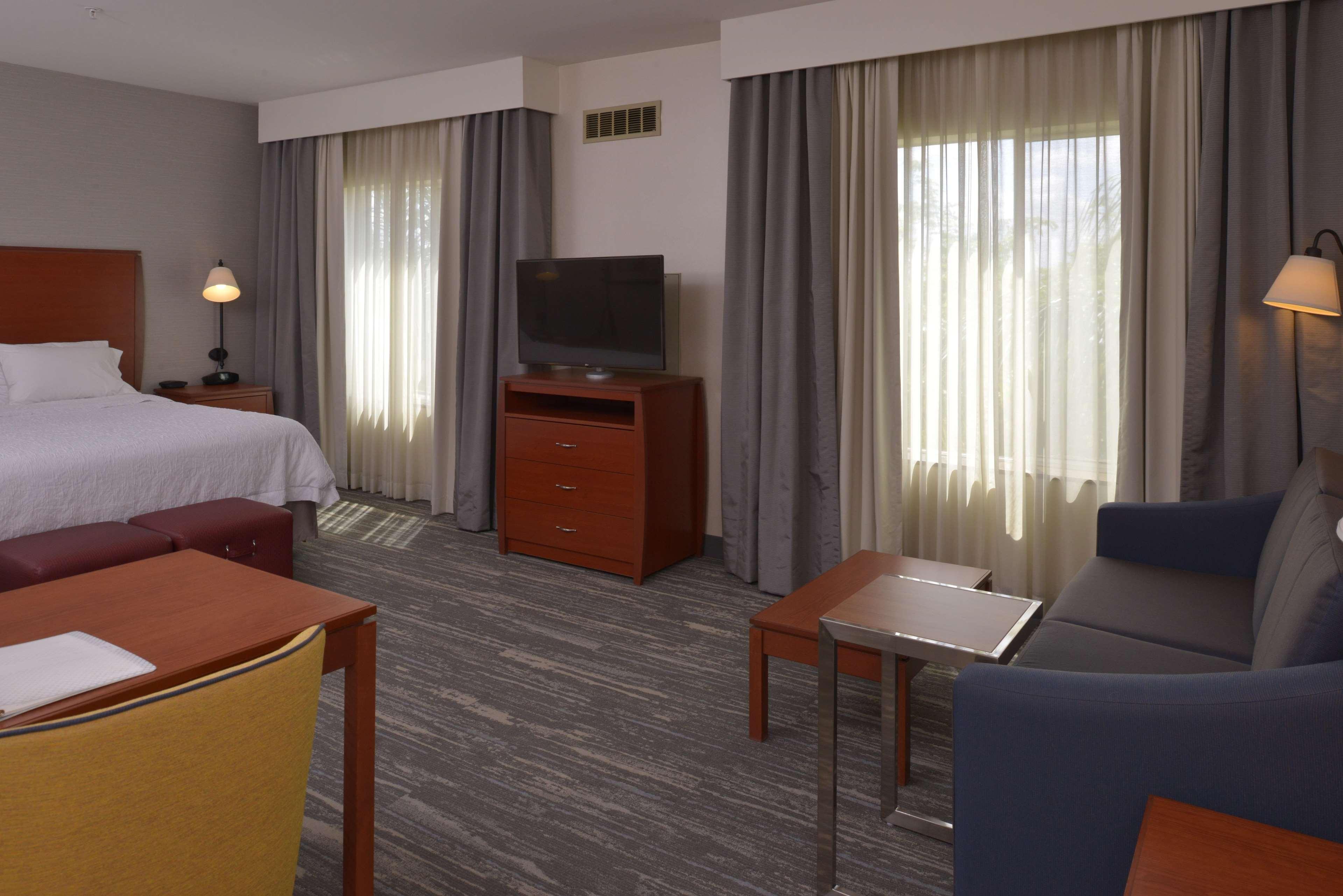 Hampton Inn And Suites Bakersfield North-Airport Exterior foto