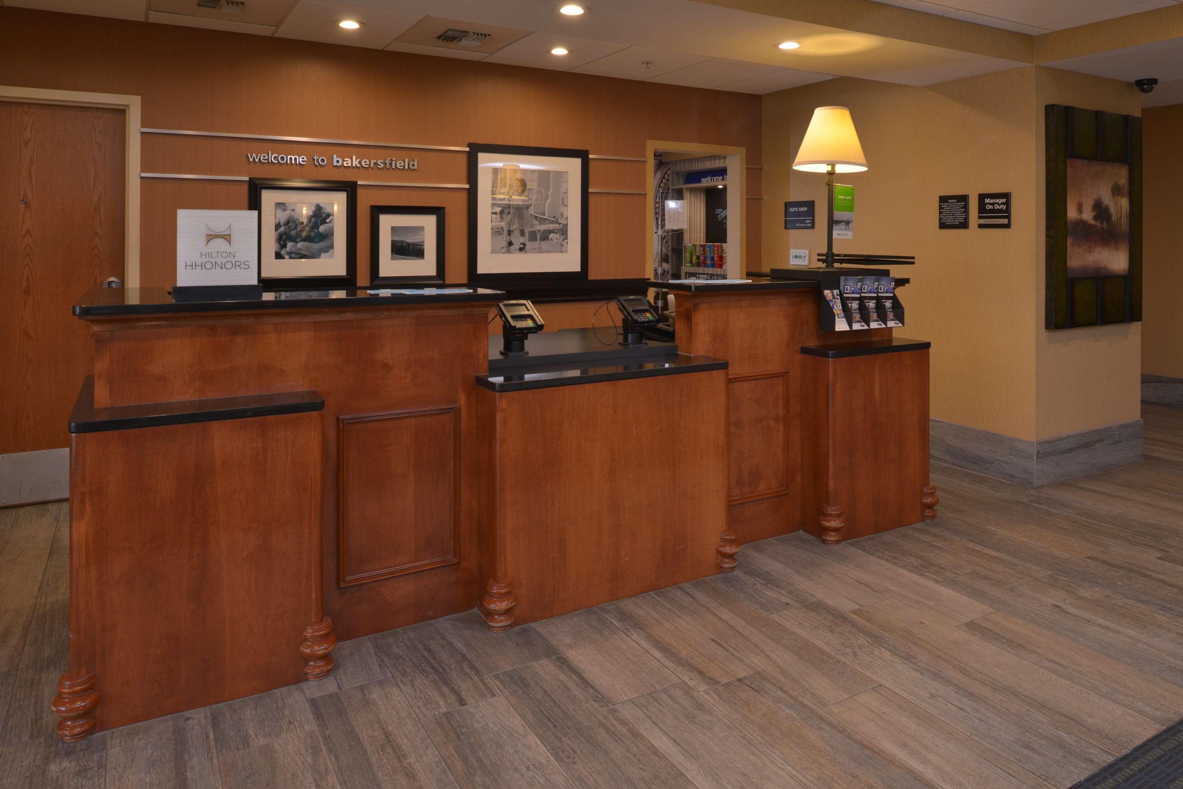 Hampton Inn And Suites Bakersfield North-Airport Exterior foto