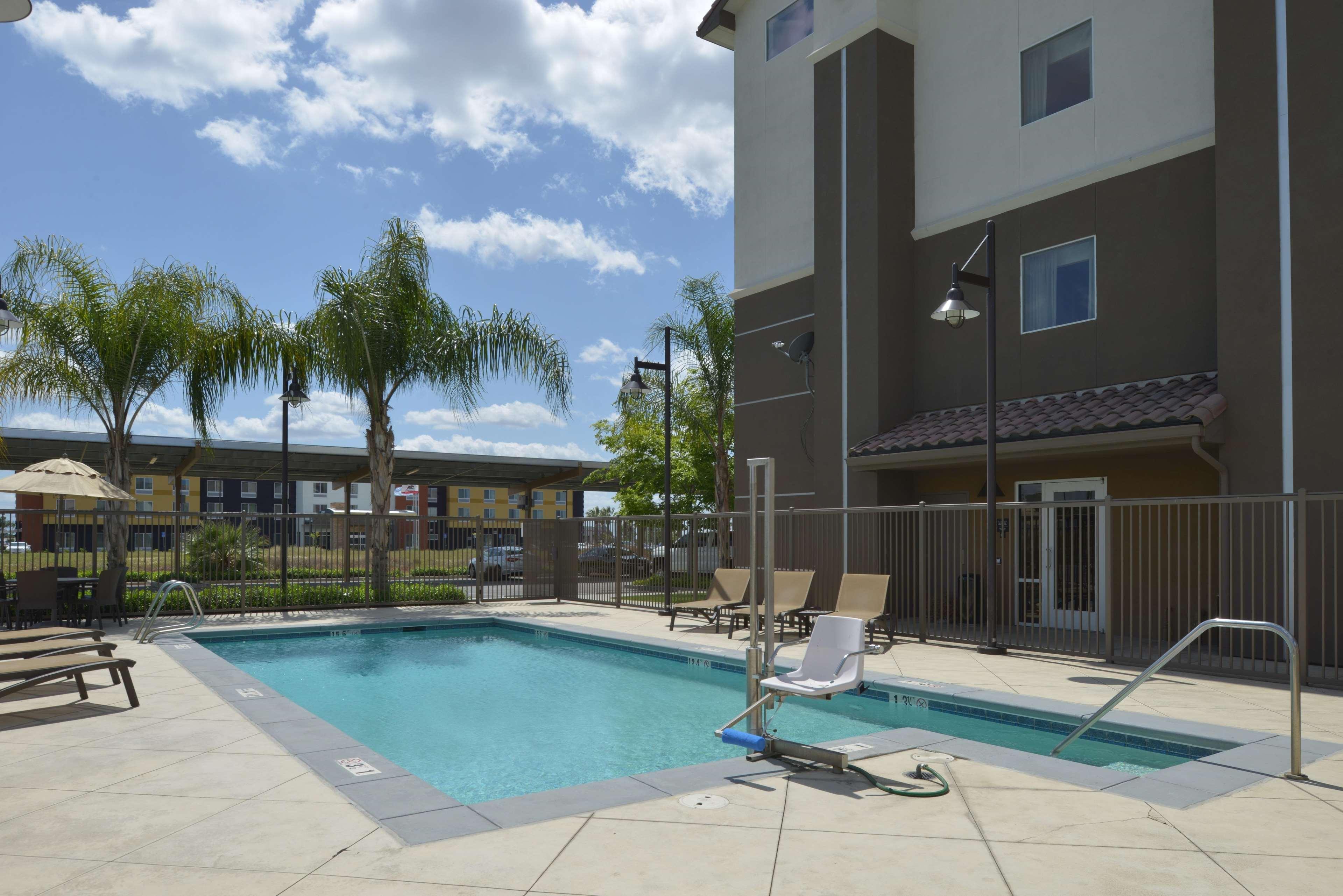 Hampton Inn And Suites Bakersfield North-Airport Exterior foto
