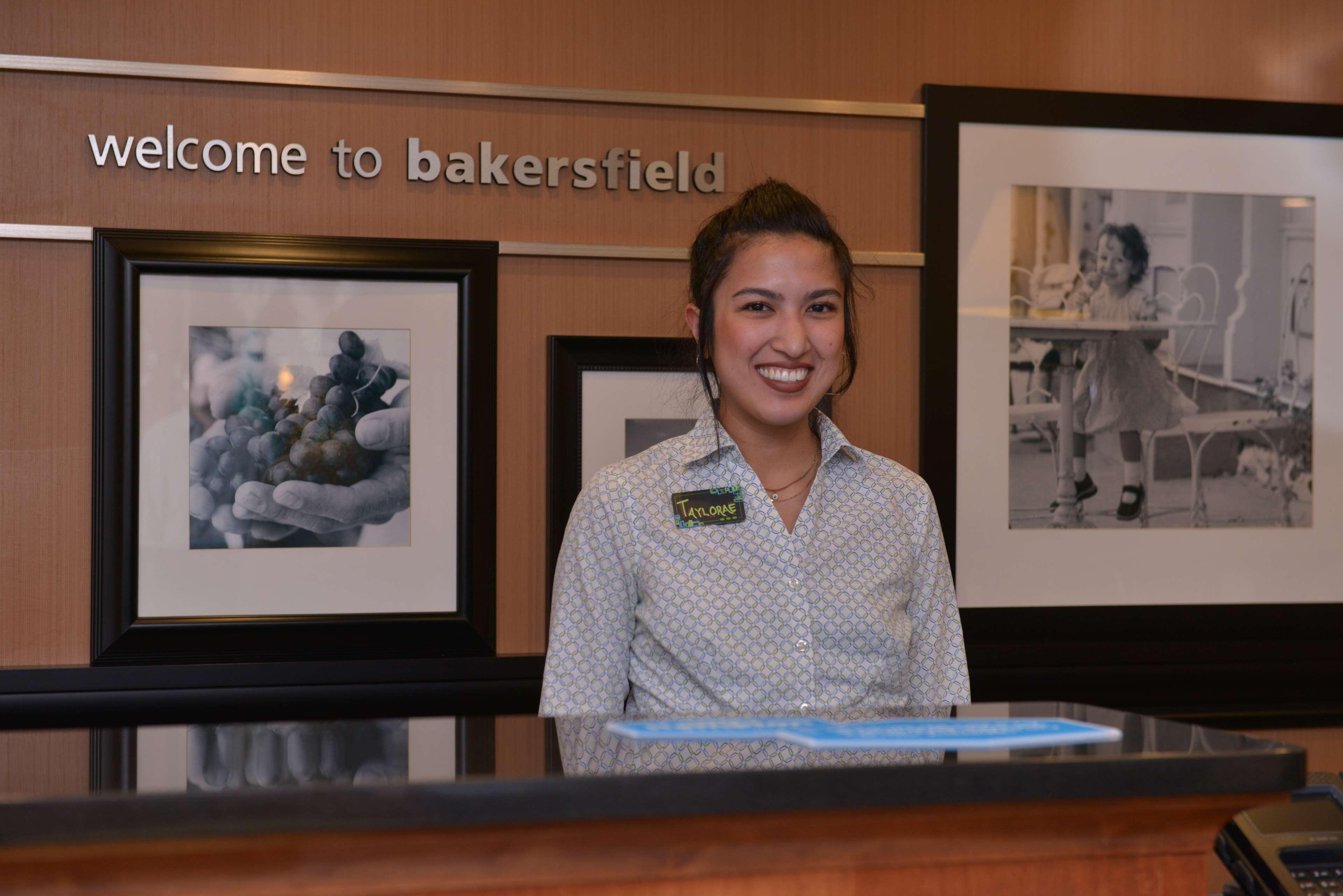 Hampton Inn And Suites Bakersfield North-Airport Exterior foto