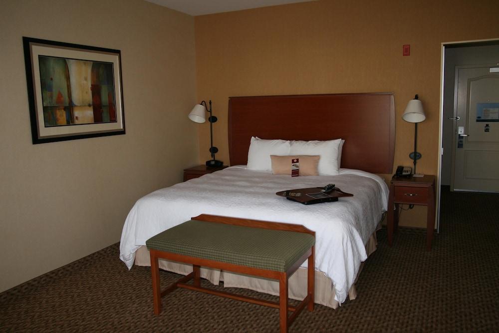 Hampton Inn And Suites Bakersfield North-Airport Exterior foto