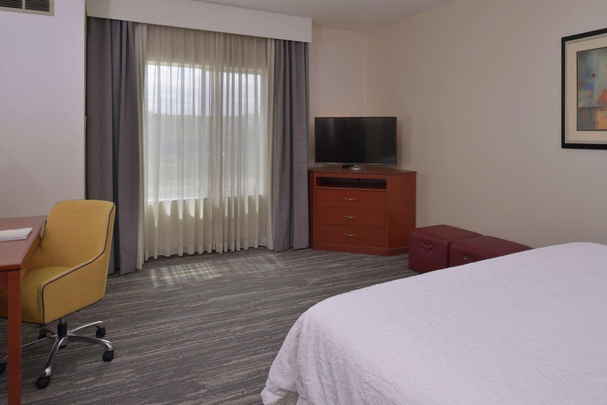 Hampton Inn And Suites Bakersfield North-Airport Exterior foto